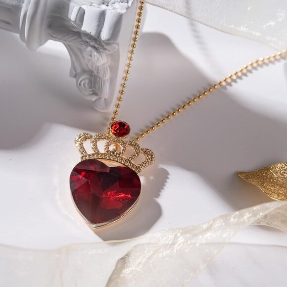 Evie Descendant Crown & Heart Necklace Costume Jewelry Set for Teens